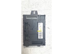 CAJA RELES / FUSIBLES 284B10447R 