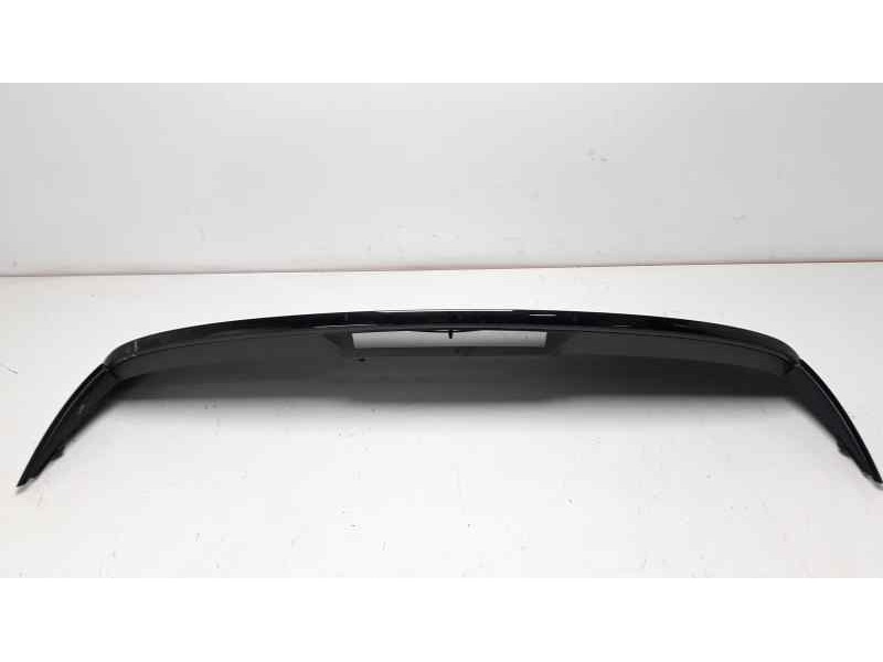 Recambio de aleron trasero para renault captur zen referencia OEM IAM 960304415R  