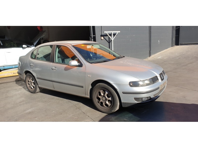 seat toledo (1m2) del año 2000