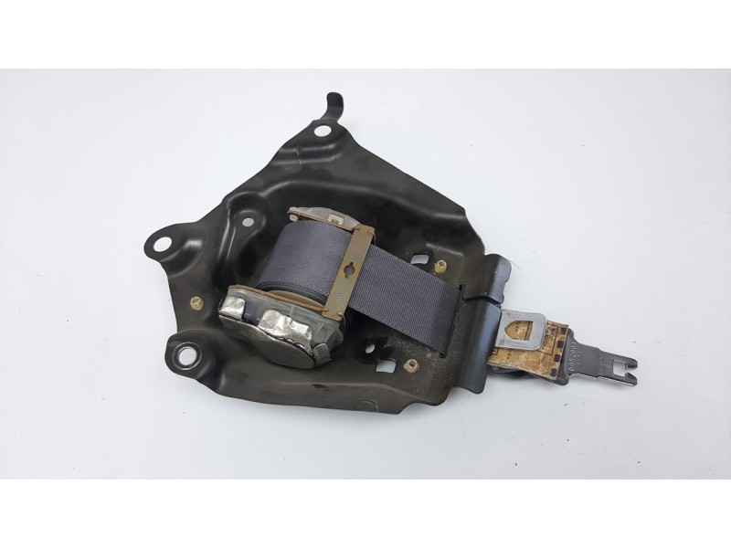 Recambio de cinturon seguridad trasero central para toyota rav 4 (a2) 1.8 16v cat referencia OEM IAM 7333042040C0  