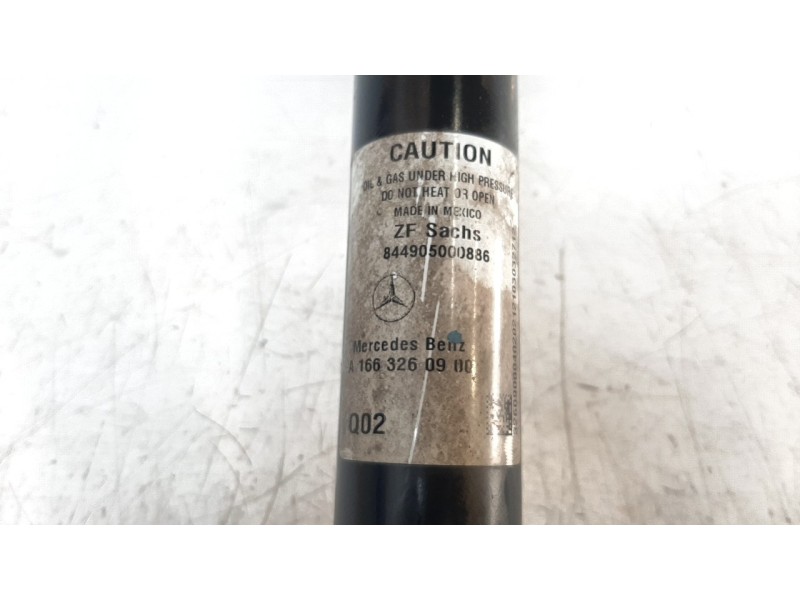 Recambio de amortiguador trasero izquierdo para mercedes-benz clase m (w166) ml 250 bluetec (166.004) referencia OEM IAM A166326