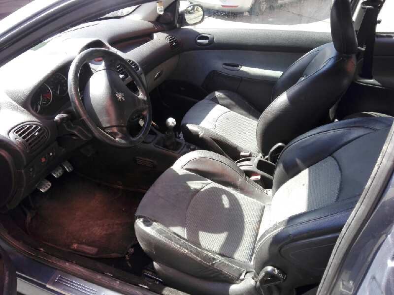 peugeot 206 berlina del año 2005