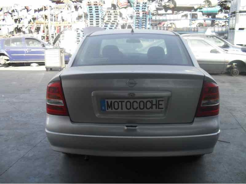 opel astra g berlina del año 1999