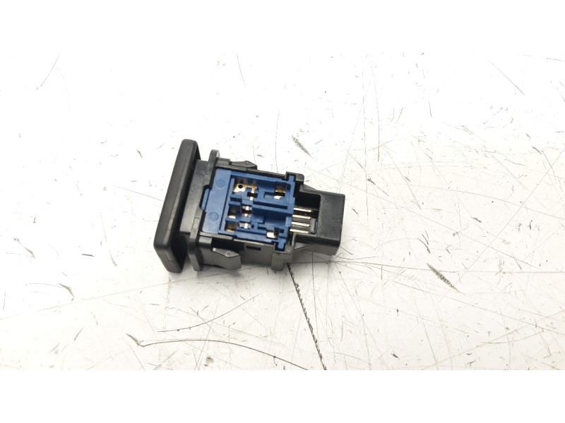 Recambio de interruptor para toyota rav 4 referencia OEM IAM 15B116  
