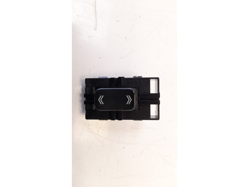 Recambio de mando elevalunas trasero derecho para cadillac srx v8 sport luxury referencia OEM IAM 2575063  