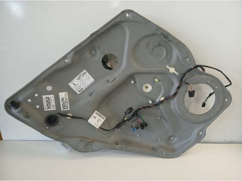 Recambio de elevalunas trasero izquierdo para mercedes-benz clase a (w169) 2.0 cdi cat referencia OEM IAM A1697301379 111745 106