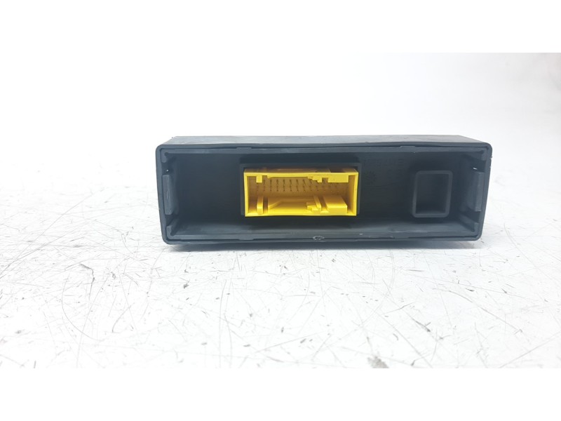 Recambio de centralita luces para peugeot 308 1.2 12v e-thp referencia OEM IAM 9848049380  