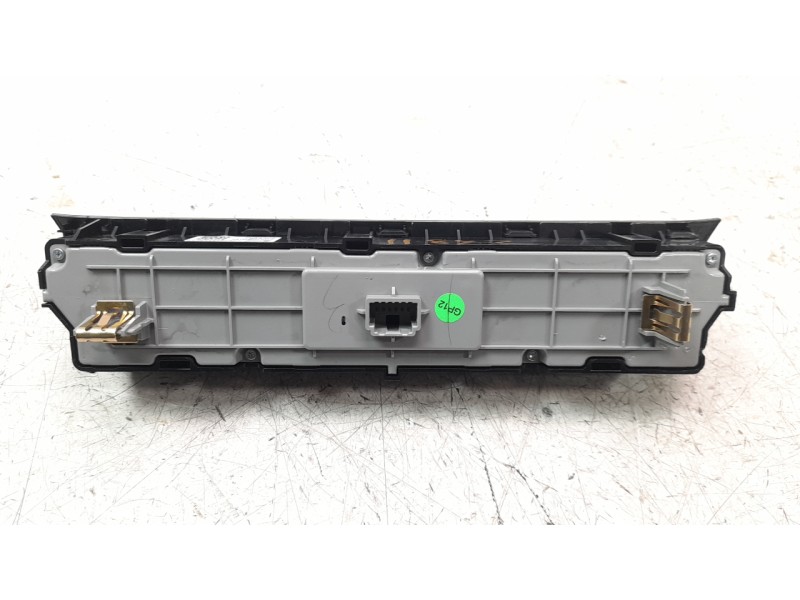 Recambio de mando climatizador para mg zs comfort referencia OEM IAM 10703154  