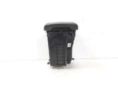 Recambio de apoyabrazos central para hyundai tucson 1.7 crdi cat referencia OEM IAM 84690D7200TRY S2J0937  2