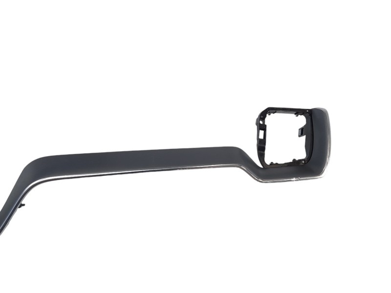Recambio de embellecedor para volvo xc60 business plus awd referencia OEM IAM 31417622  