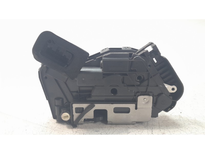 Recambio de cerradura puerta trasera izquierda para audi q3 (f3b) referencia OEM IAM 5TA839015Q  