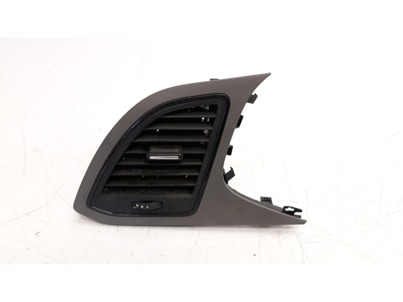 Recambio de rejilla aireadora para seat leon (5f1) 1.2 tsi referencia OEM IAM 5F1820901D  