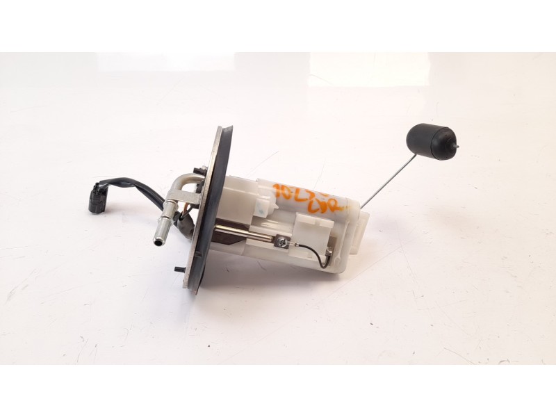 Recambio de bomba combustible para honda cbr 500r cbr 500 r referencia OEM IAM T35HU66  