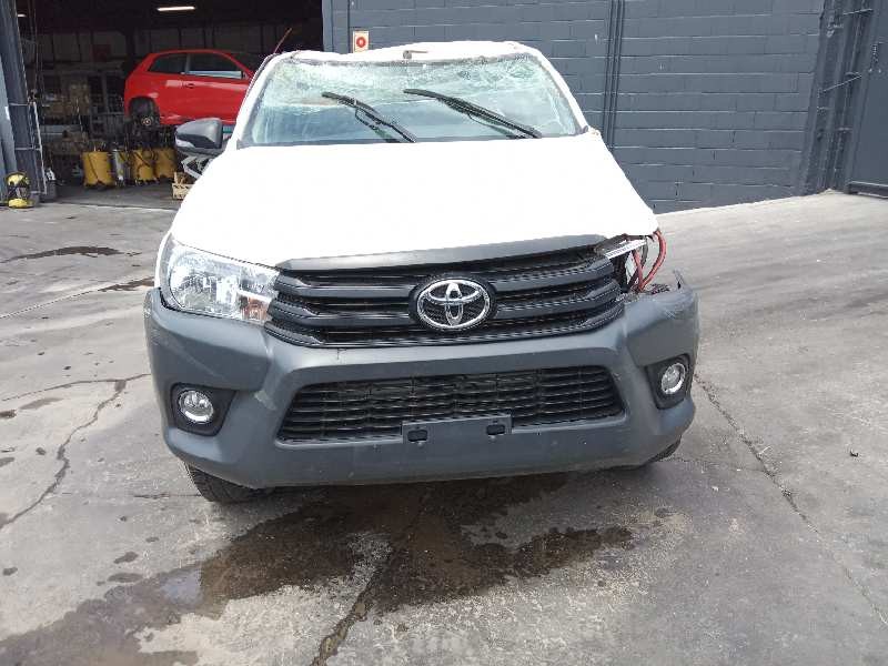 toyota hilux (kun) del año 2016