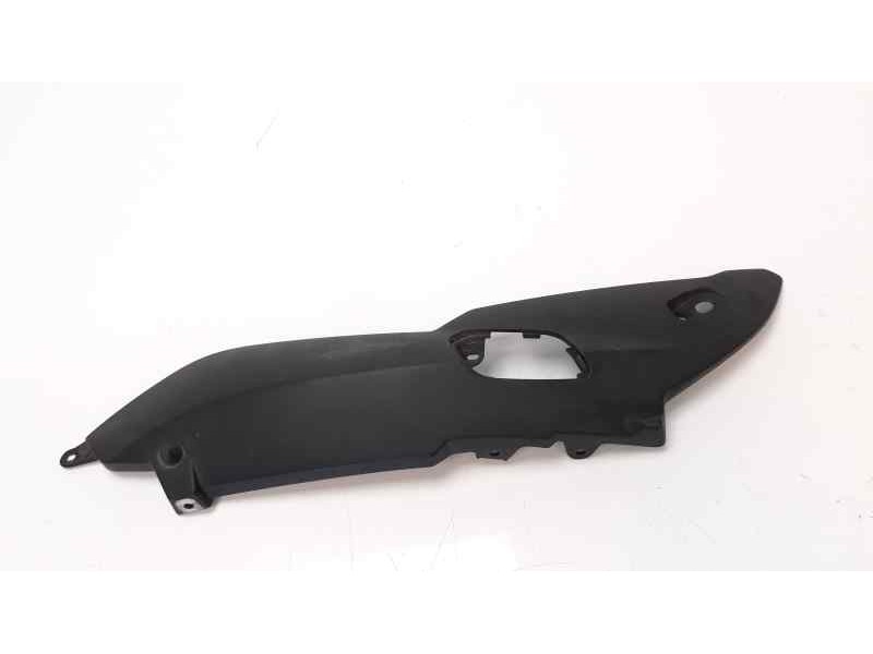 Recambio de moldura para bmw r 1200 gs/r/hp2 r 1200 r referencia OEM IAM 46637701554  