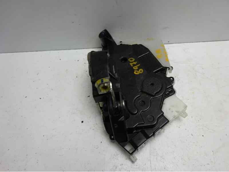 Recambio de cerradura puerta delantera derecha para toyota yaris active hybrid referencia OEM IAM   