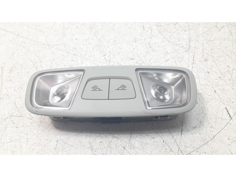Recambio de luz interior para audi q3 (f3b) referencia OEM IAM 8V0947111B  
