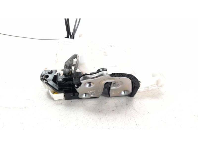 Recambio de cerradura puerta delantera izquierda para mazda 3 sedán (bp) referencia OEM IAM BCJH59310D  