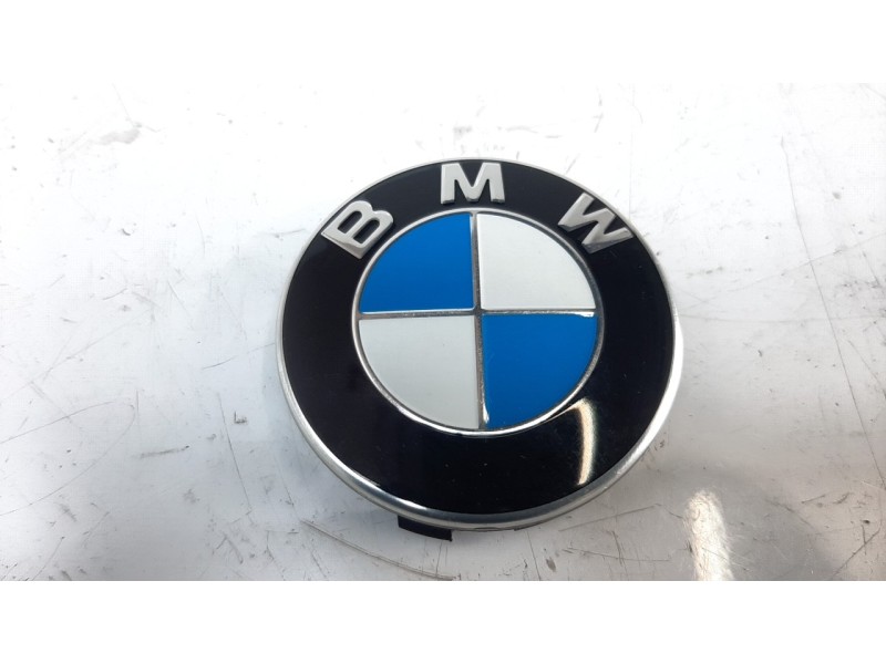 Recambio de tapacubos para bmw serie x1 (f48) sdrive18d referencia OEM IAM 36136850834  