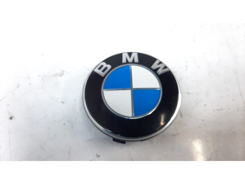 Recambio de tapacubos para bmw serie x1 (f48) sdrive18d referencia OEM IAM 36136850834  
