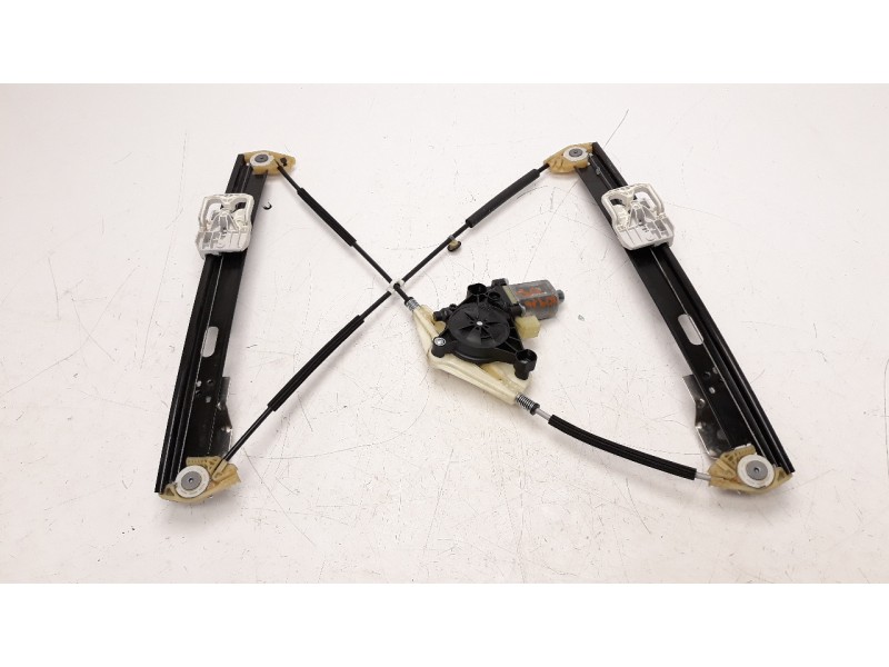 Recambio de elevalunas delantero derecho para seat leon (5f1) 1.2 tsi referencia OEM IAM 5F4837462D  