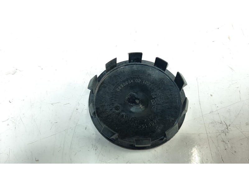 Recambio de tapacubos para bmw serie x1 (f48) sdrive18d referencia OEM IAM 36136850834  