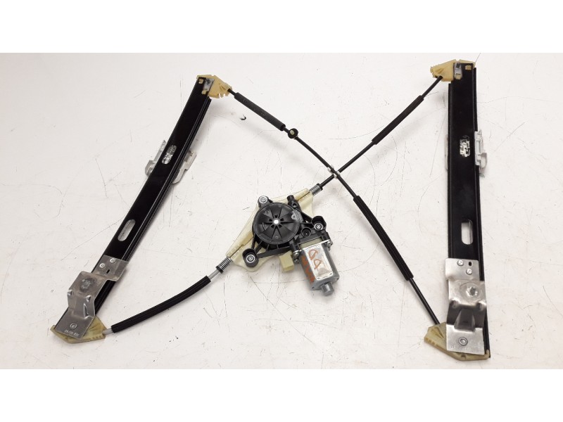 Recambio de elevalunas delantero derecho para seat leon (5f1) 1.2 tsi referencia OEM IAM 5F4837462D  