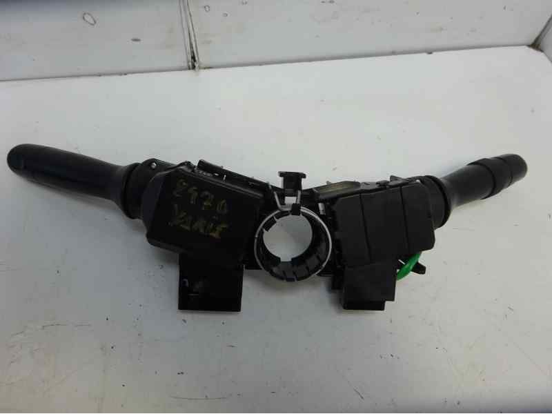 Recambio de mando multifuncion para toyota yaris active hybrid referencia OEM IAM 173832  