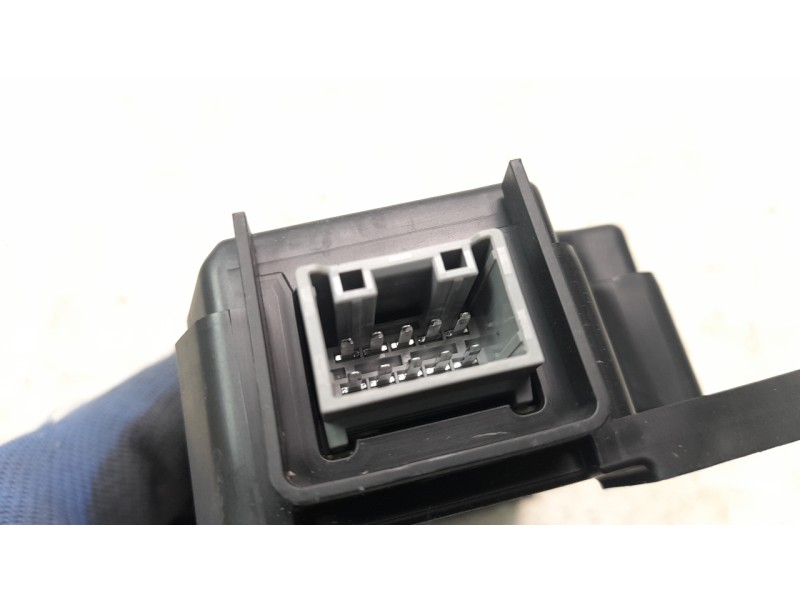 Recambio de modulo electronico para mazda 3 sedán (bp) referencia OEM IAM BCWB677G0A  