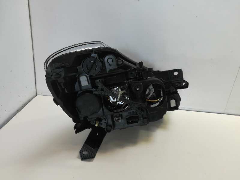 Recambio de faro izquierdo para renault clio iii referencia OEM IAM 7701072008 10119870006 RN3274944