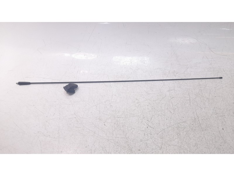 Recambio de antena para dacia sandero stepway referencia OEM IAM ANTENA  