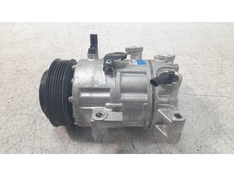 Recambio de compresor aire acondicionado para mazda 3 sedán (bp) referencia OEM IAM CA500G5AAA09 BDGF61450 