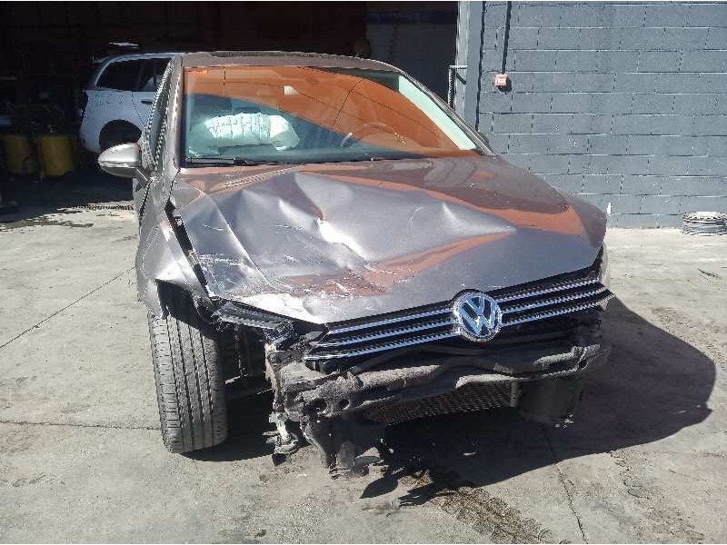 volkswagen golf vii sportsvan del año 2015