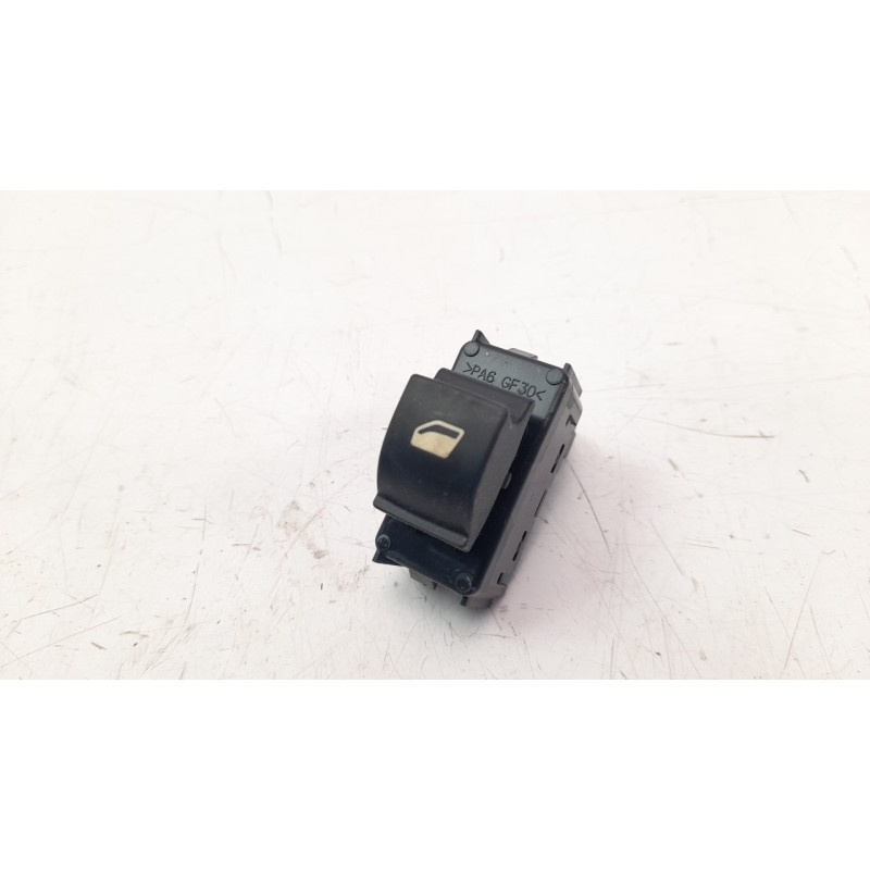 Recambio de mando elevalunas trasero derecho para citroen c4 lim. 1.2 12v e-thp referencia OEM IAM 96657926XT IAF290007 