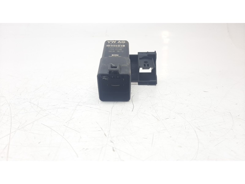 Recambio de caja precalentamiento para volkswagen scirocco (137) 2.0 tdi referencia OEM IAM 038907281D  