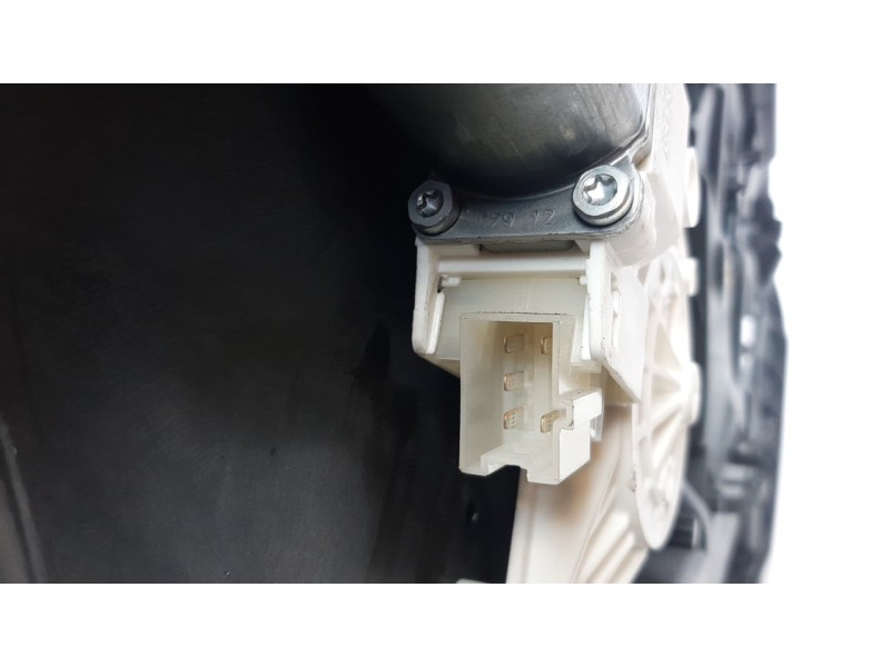 Recambio de elevalunas delantero derecho para mercedes-benz clase m (w166) ml 250 bluetec (166.004) referencia OEM IAM A16672012