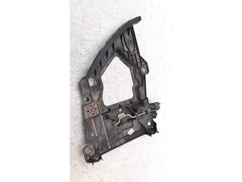 Recambio de soporte paragolpes delantero para seat ateca (khp) style go referencia OEM IAM 7P5941045B  