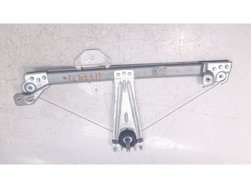 Recambio de elevalunas trasero izquierdo para dacia sandero stepway referencia OEM IAM 827217198R  