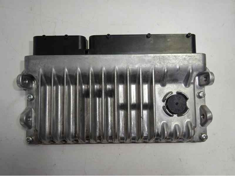 Recambio de centralita motor uce para toyota yaris active hybrid referencia OEM IAM 896610DC00 MB2755002292 
