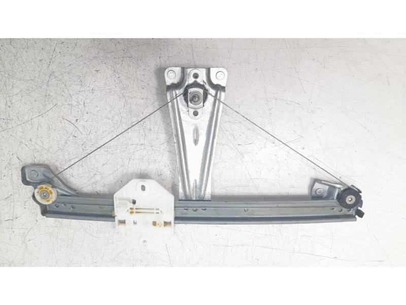 Recambio de elevalunas trasero izquierdo para dacia sandero stepway referencia OEM IAM 827217198R  