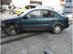 daewoo lanos del año 2000