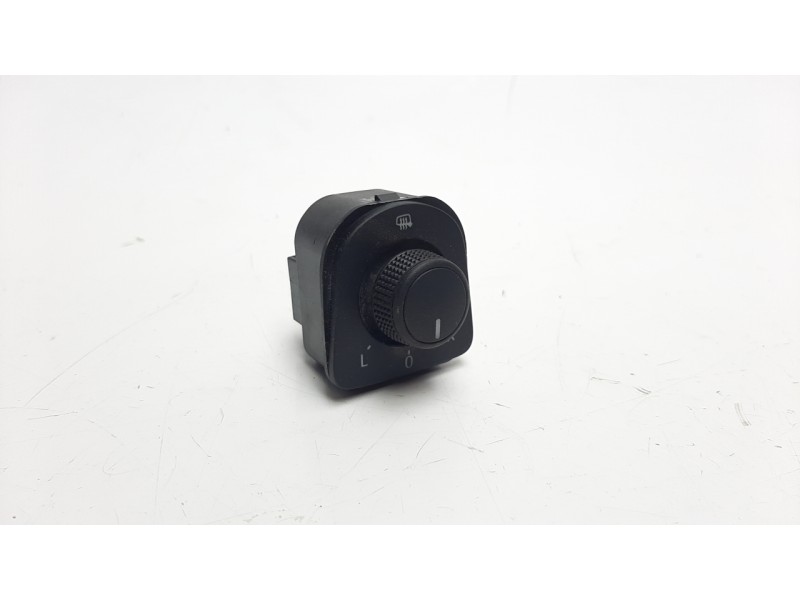 Recambio de mando retrovisor para seat leon (5f1) 1.2 tsi referencia OEM IAM 5F0959565D  