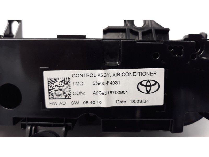 Recambio de mando climatizador para toyota c-hr referencia OEM IAM 5590F4031 A2C9518790901 