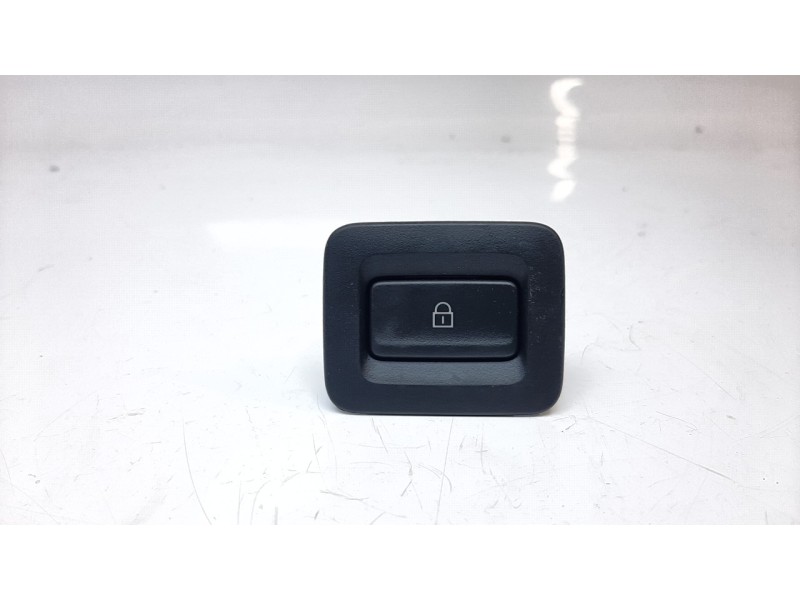 Recambio de interruptor para mazda 3 sedán (bp) referencia OEM IAM BEMD66660A  