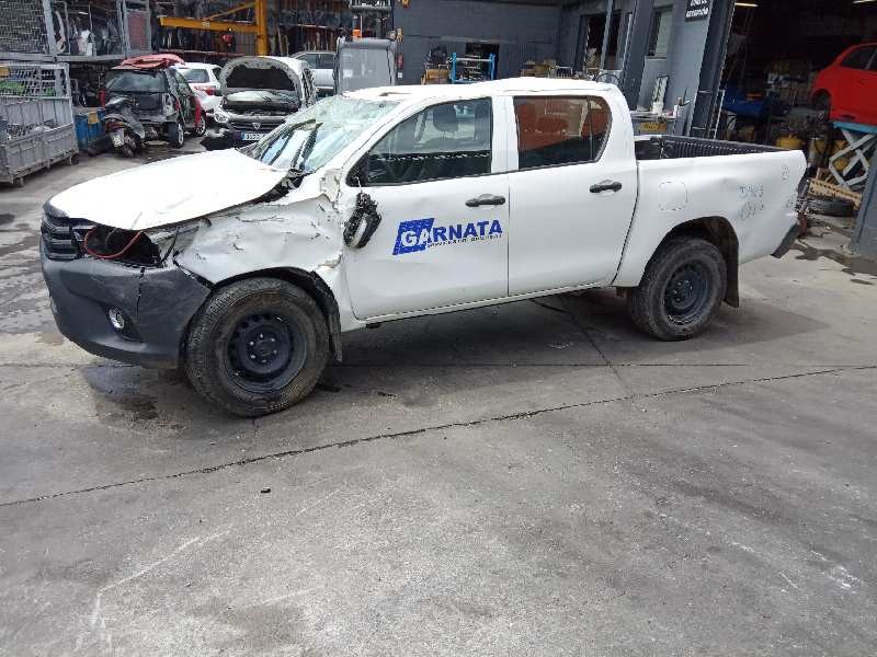 toyota hilux (kun) del año 2016
