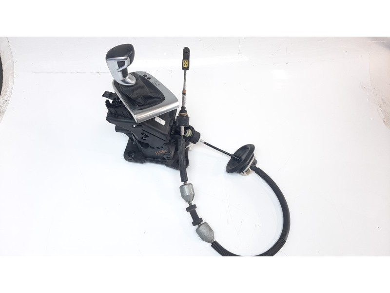 Recambio de palanca cambio para citroen c4 lim. 1.2 12v e-thp referencia OEM IAM 9813481180  