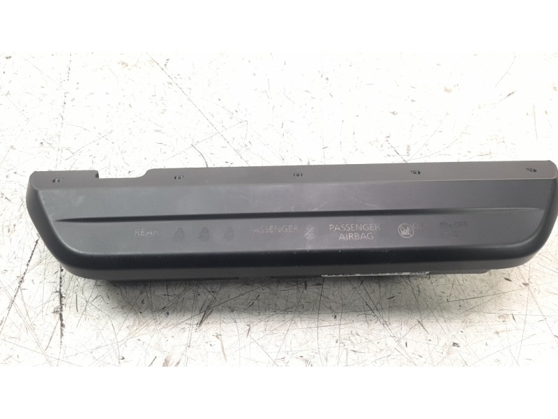 Recambio de modulo electronico para mazda 3 sedán (bp) referencia OEM IAM BDEL55260D  