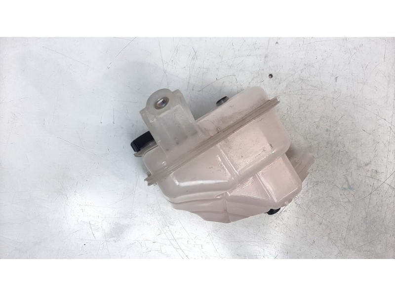 Recambio de deposito expansion para toyota corolla (e21) referencia OEM IAM 164A20T060  