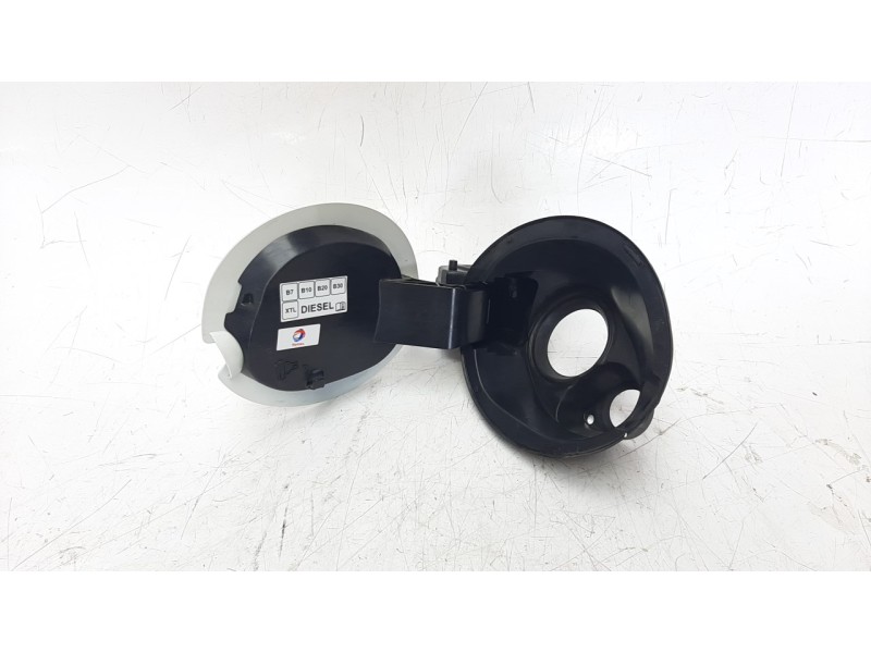 Recambio de tapa exterior combustible para peugeot 2008 (--.2013) 1.6 blue-hdi fap referencia OEM IAM 9818387680  