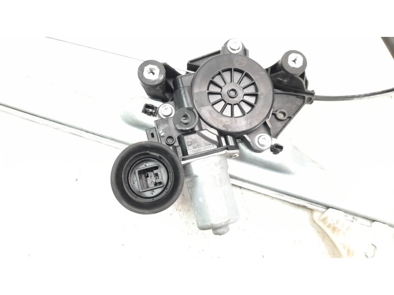 Recambio de elevalunas delantero izquierdo para mazda 3 sedán (bp) referencia OEM IAM BCJH59590A  